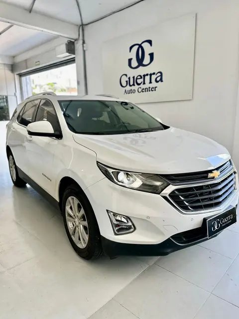 SUV em atendimento na Guerra Auto Center